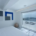 Med Mykonos Town