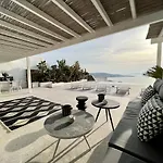 Med Mykonos Town